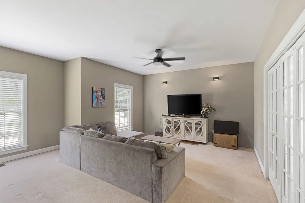 812 Lynn Dr Goodlettsville, TN 37072