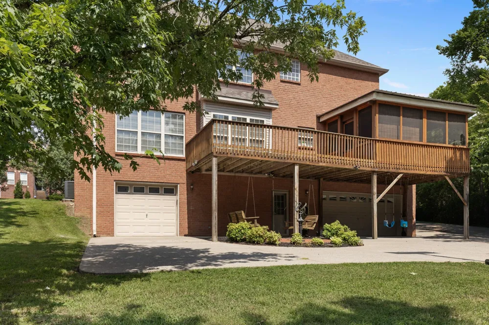 812 Lynn Dr Goodlettsville, TN 37072