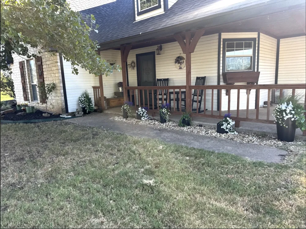 1870 Ross Lane Springtown, TX 76082