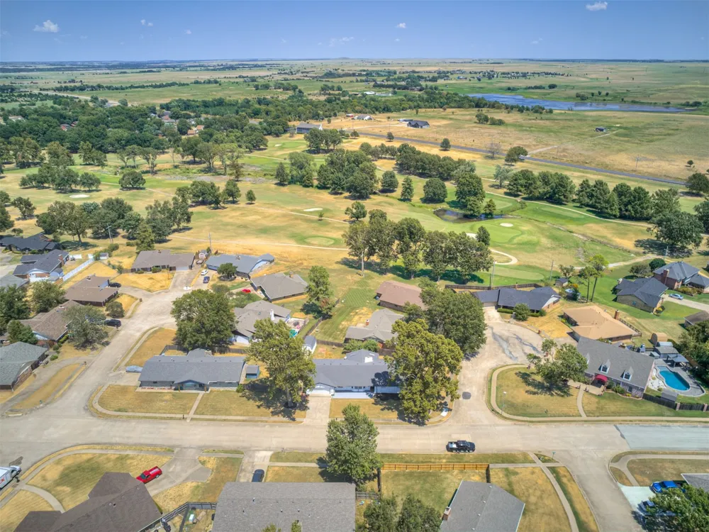 6644 SE Quail Ridge Road Bartlesville, OK 74006