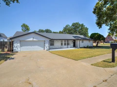 6644 SE Quail Ridge Road