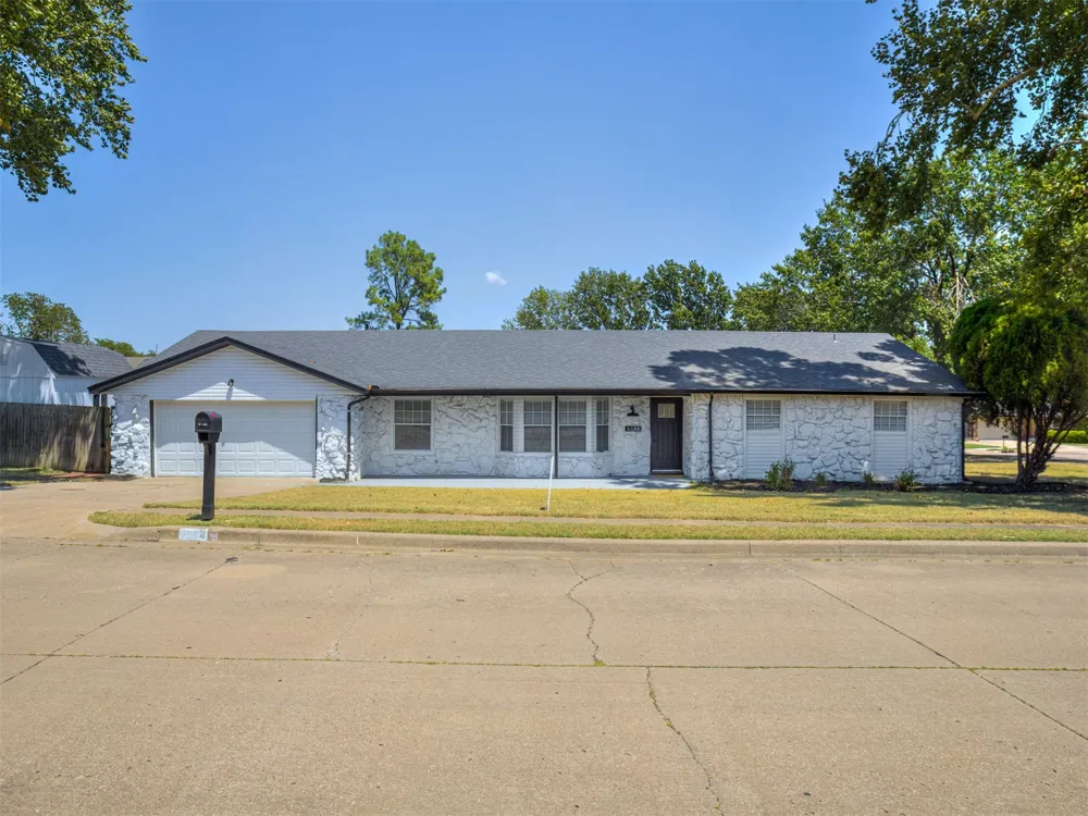 6644 SE Quail Ridge Road Bartlesville, OK 74006