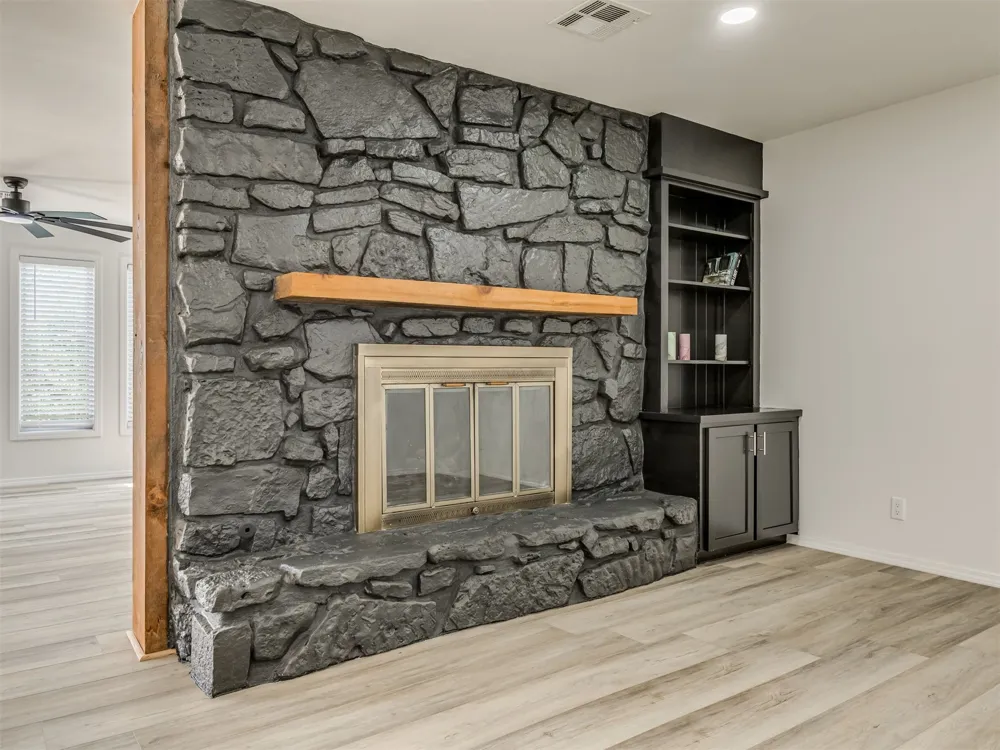 6644 SE Quail Ridge Road Bartlesville, OK 74006