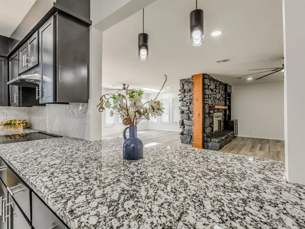 6644 SE Quail Ridge Road Bartlesville, OK 74006