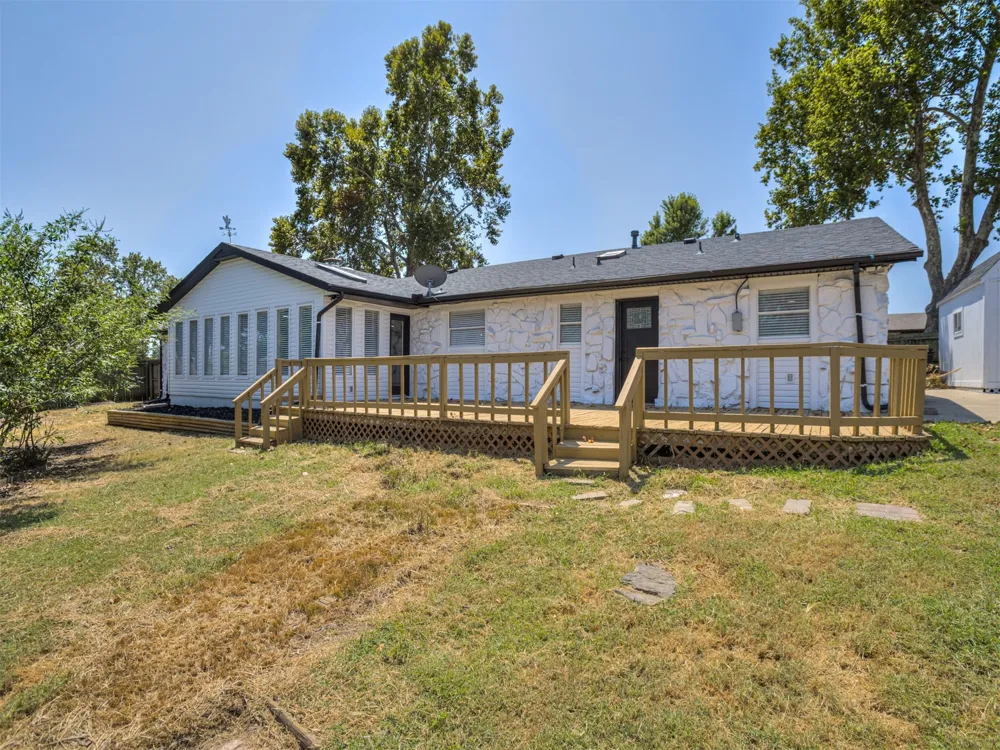 6644 SE Quail Ridge Road Bartlesville, OK 74006