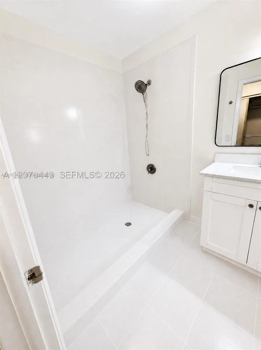3522 Torremolinos Ave #E-31 Doral, FL 33178