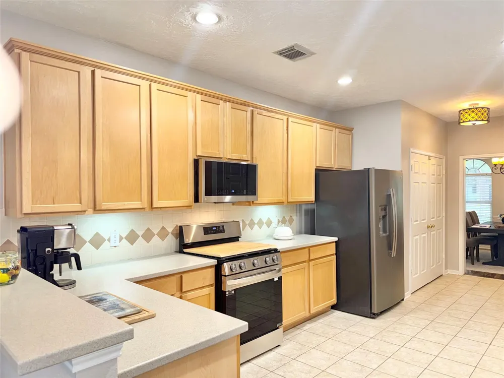 7314 Avalon Court Pasadena, TX 77505