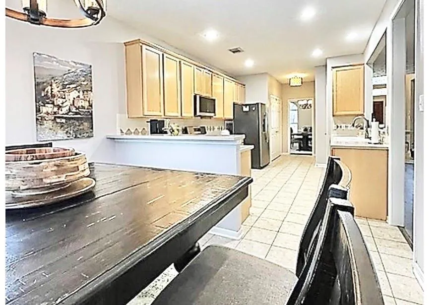 7314 Avalon Court Pasadena, TX 77505