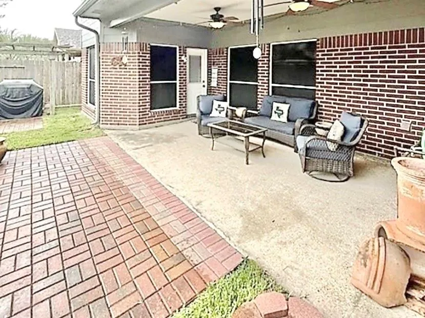 7314 Avalon Court Pasadena, TX 77505
