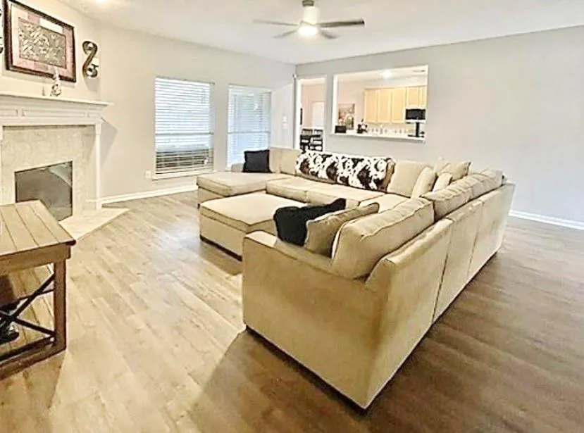 7314 Avalon Court Pasadena, TX 77505