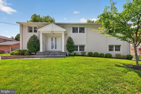 1604 MARTHA TERRACE