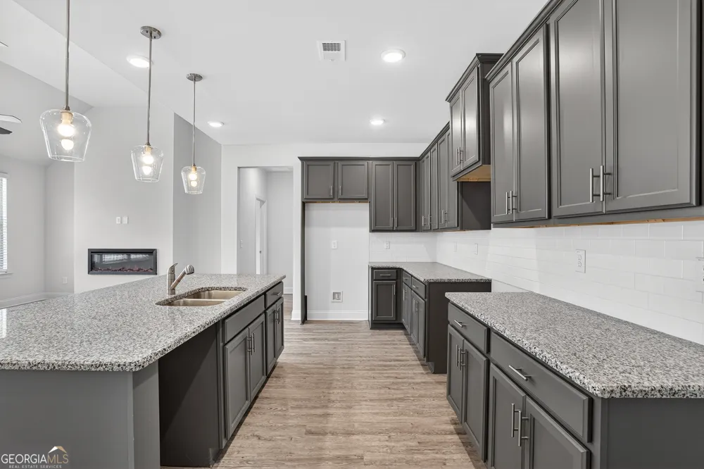 58 Cooper DR Mansfield, GA 30055