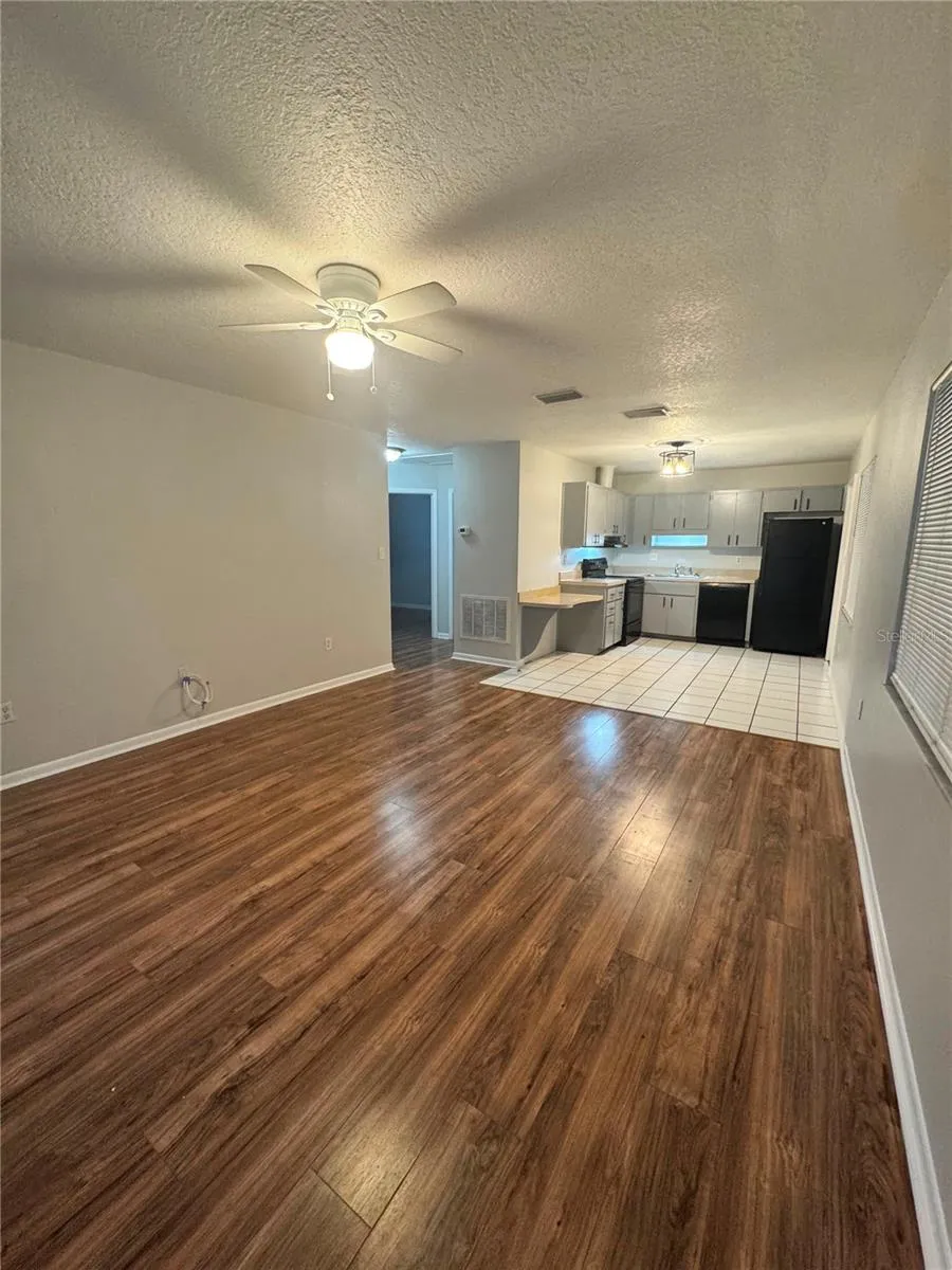 2896 MEADOW LAKE AVENUE Largo, FL 33771