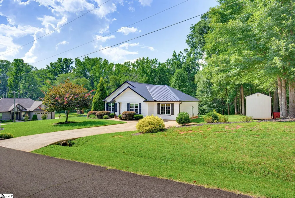 101 Valleydale Court Inman, SC 29349