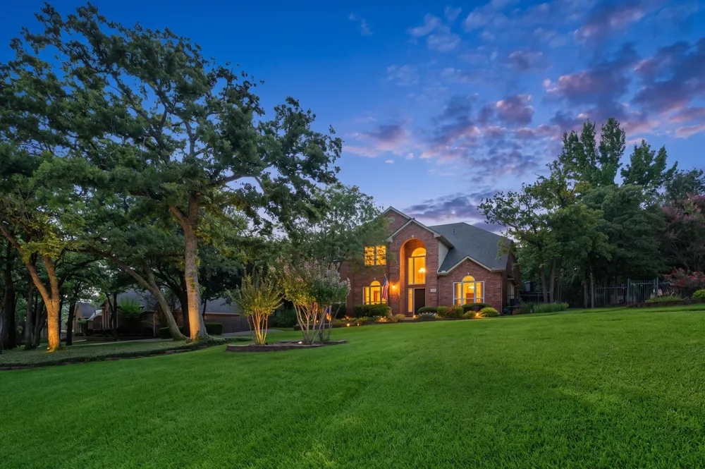 3400 Wild Oaks Court Burleson, TX 76028