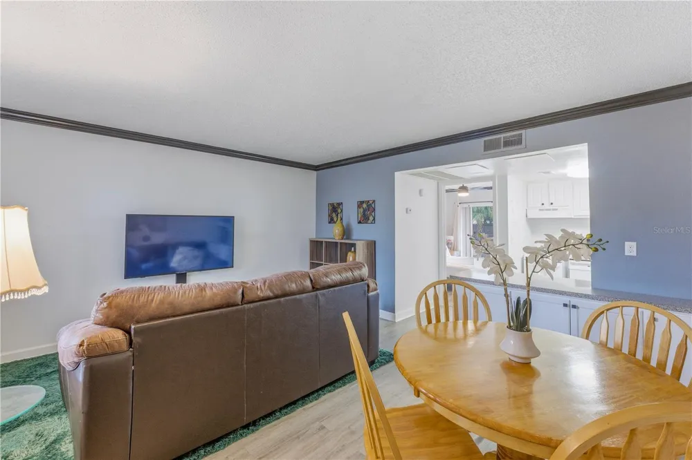 139 OYSTER BAY CIRCLE #160 Altamonte Springs, FL 32701