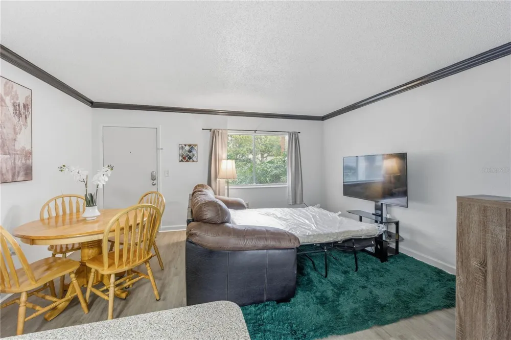 139 OYSTER BAY CIRCLE #160 Altamonte Springs, FL 32701