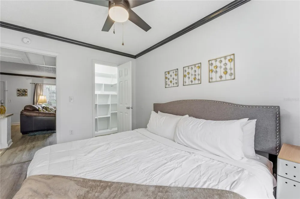 139 OYSTER BAY CIRCLE #160 Altamonte Springs, FL 32701