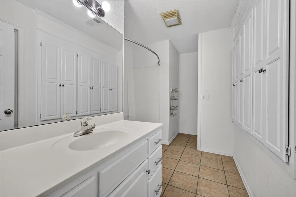 8914 134th EastAvenue Owasso, OK 74055