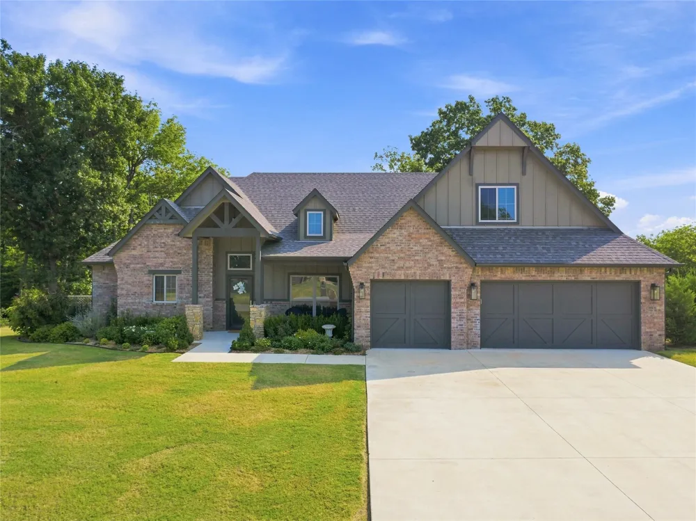 4525 S Ivy Avenue Sand Springs, OK 74063