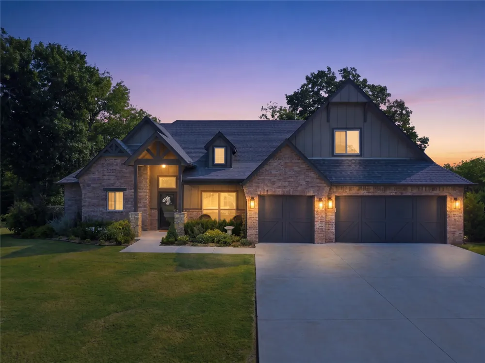 4525 S Ivy Avenue Sand Springs, OK 74063