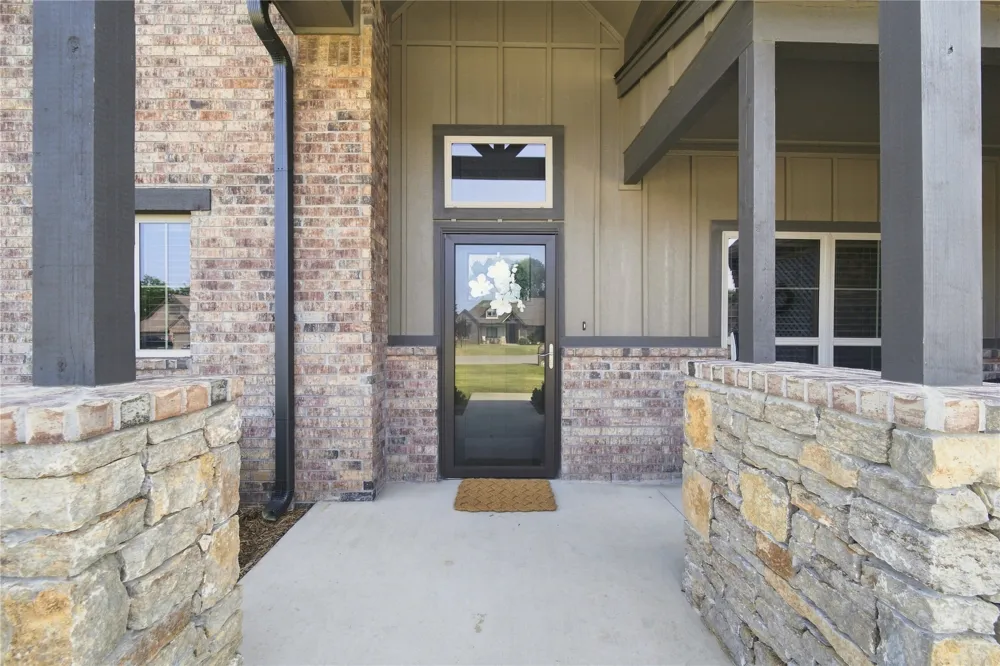 4525 S Ivy Avenue Sand Springs, OK 74063