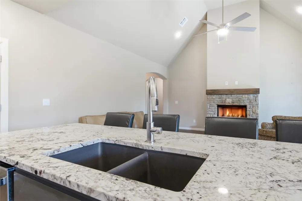 4525 S Ivy Avenue Sand Springs, OK 74063