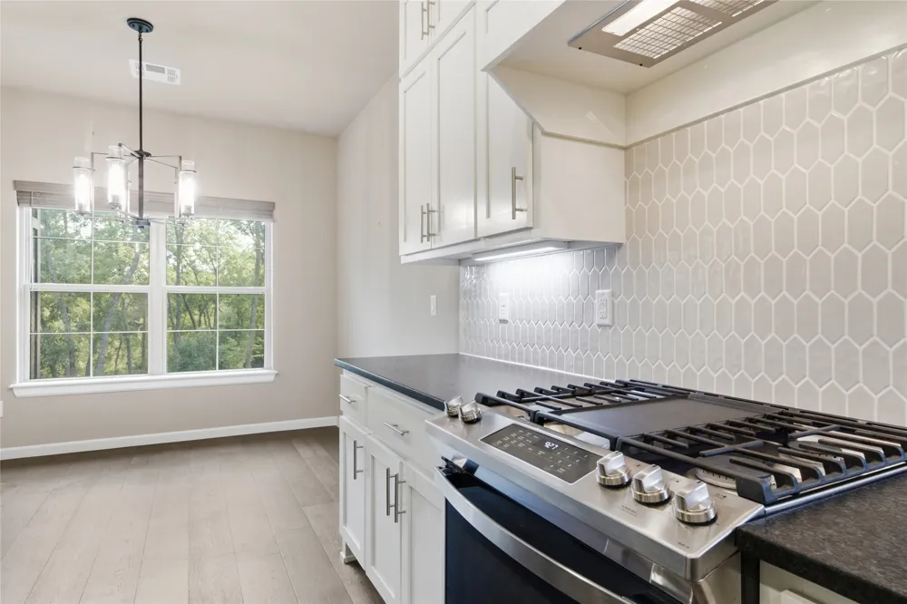 4525 S Ivy Avenue Sand Springs, OK 74063