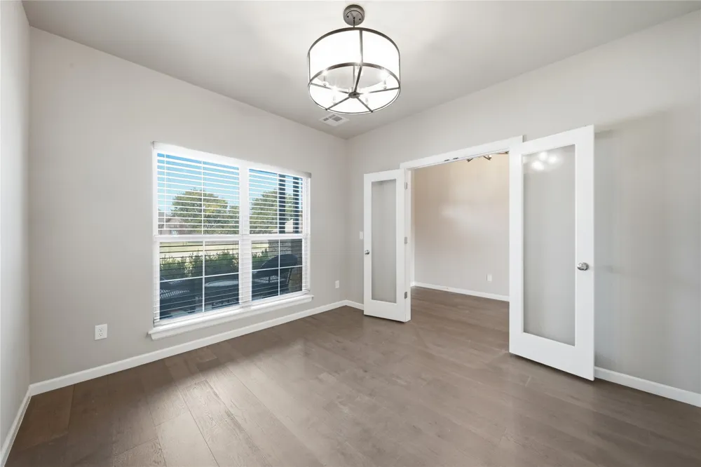 4525 S Ivy Avenue Sand Springs, OK 74063