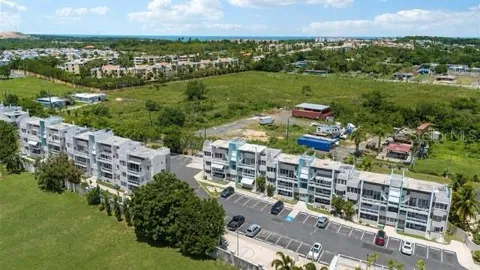 1203 GOLDEN VILLAS