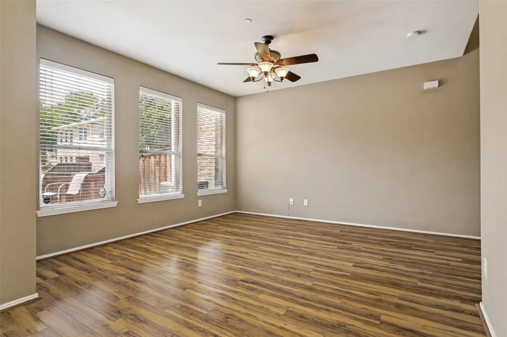 2968 Muirfield Drive Lewisville, TX 75067