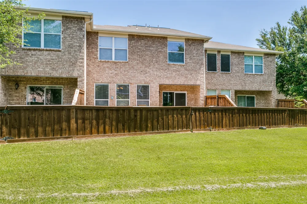 2968 Muirfield Drive Lewisville, TX 75067