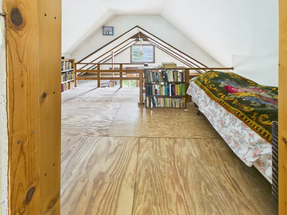 10611 E Omena Road Leelanau Township, MI 49670