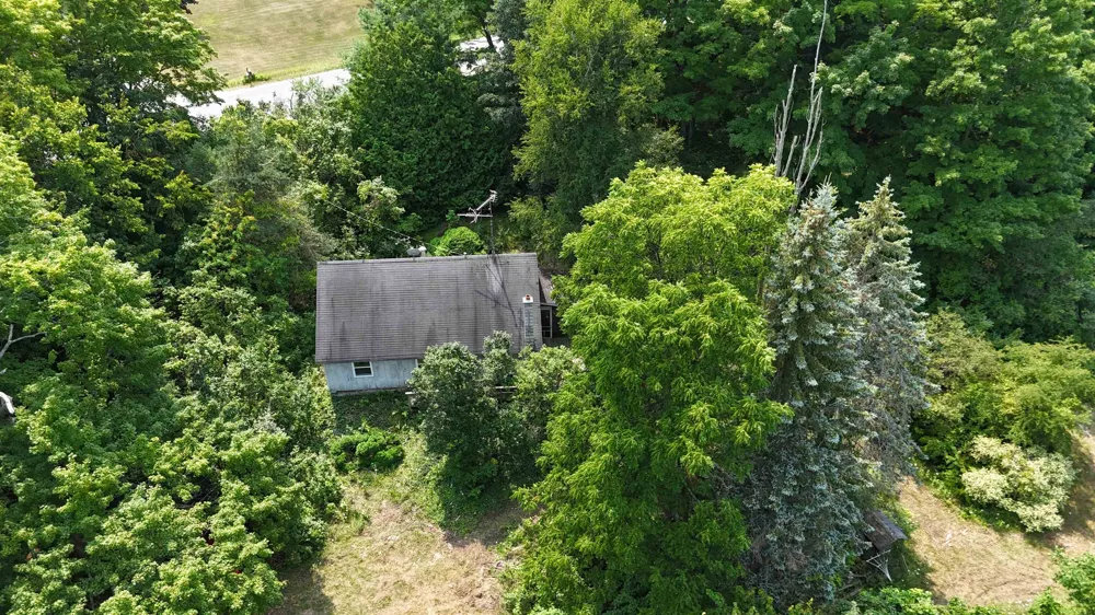 10611 E Omena Road Leelanau Township, MI 49670
