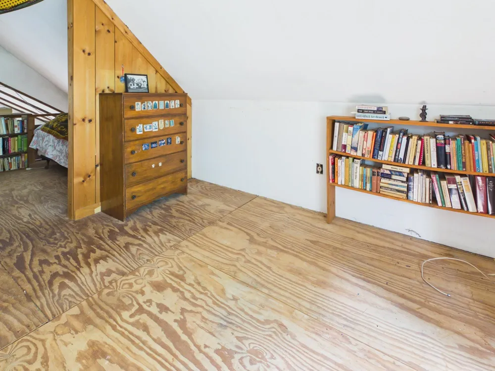 10611 E Omena Road Leelanau Township, MI 49670