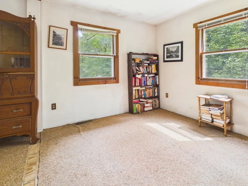 10611 E Omena Road Leelanau Township, MI 49670