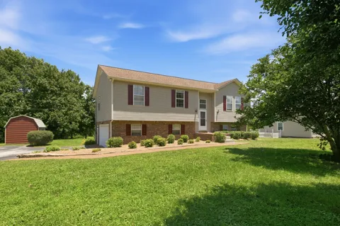 1529 Potter Dr