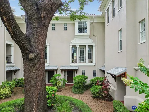 111 S DELAWARE AVENUE #3