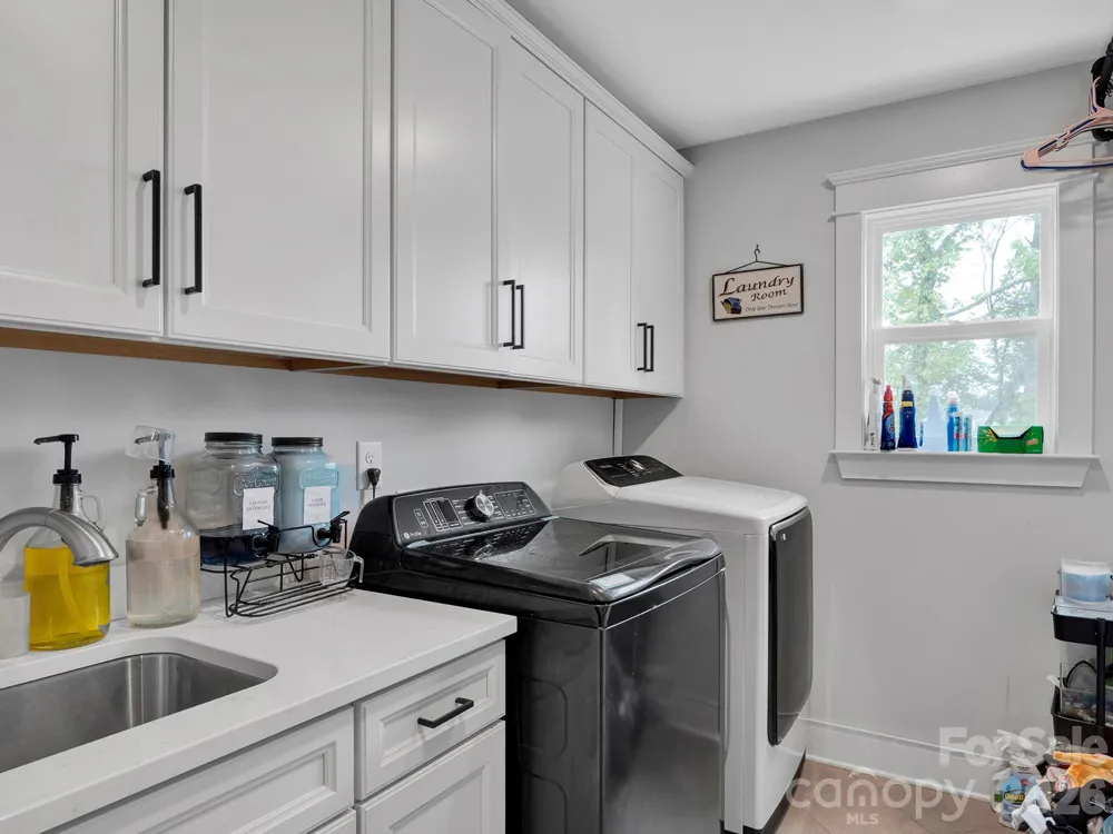 4120 Rothwood Lane Harrisburg, NC 28075