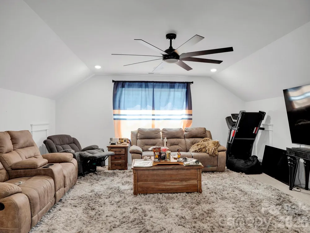 4120 Rothwood Lane Harrisburg, NC 28075