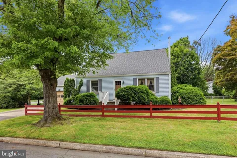 24 HILLMAN AVENUE