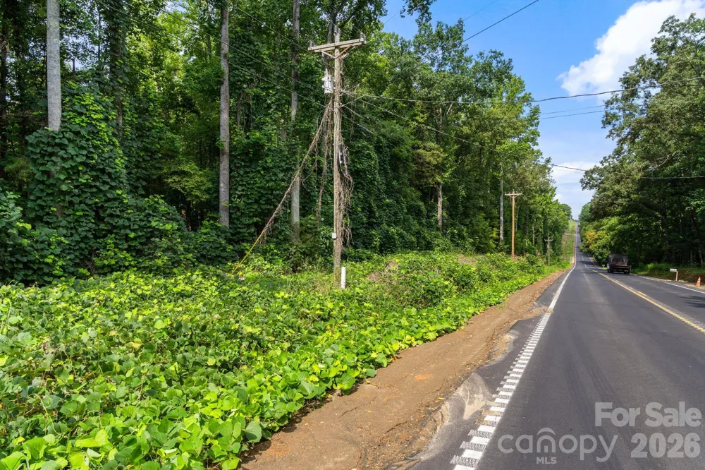 3312 McConnells Highway W Sharon, SC 29742