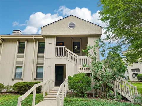 1106 Abbey Circle