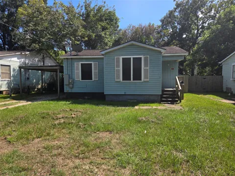 505 Peggy Street