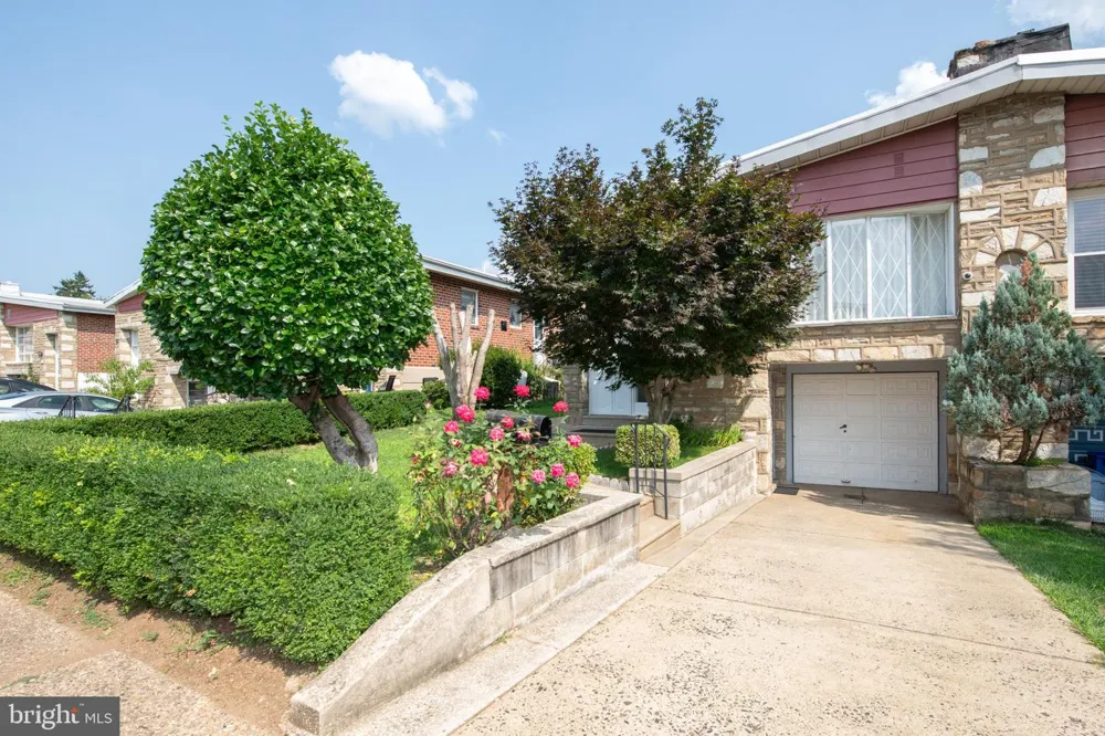 7705 DORCAS STREET Philadelphia, PA 19111