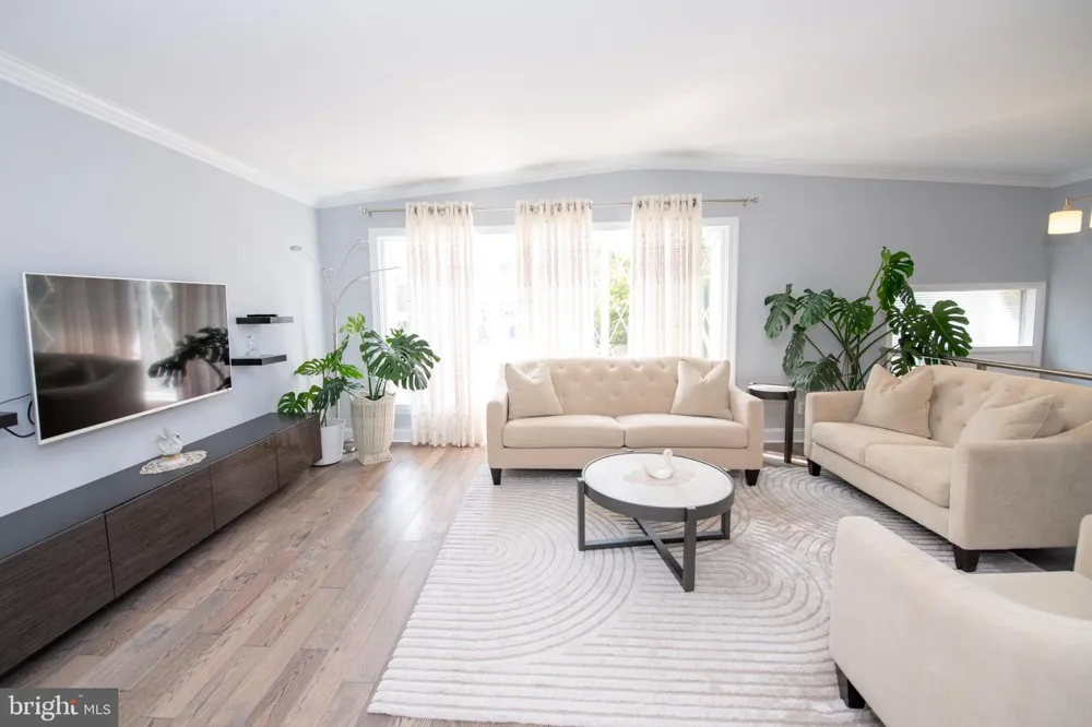 7705 DORCAS STREET Philadelphia, PA 19111