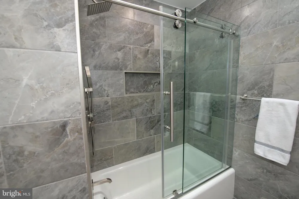7705 DORCAS STREET Philadelphia, PA 19111