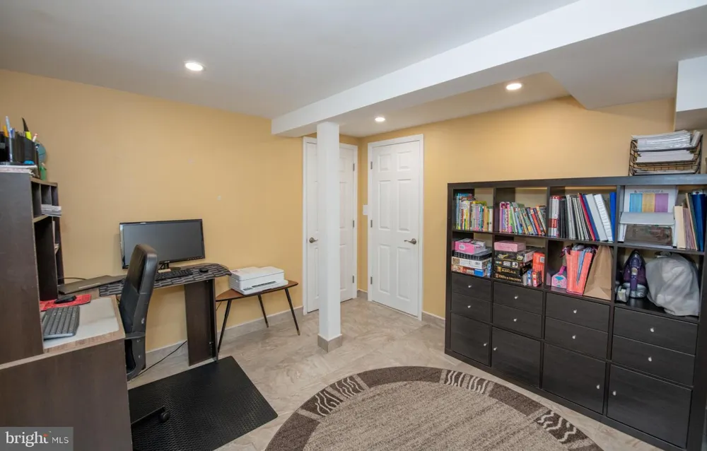 7705 DORCAS STREET Philadelphia, PA 19111