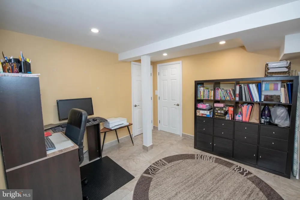 7705 DORCAS STREET Philadelphia, PA 19111