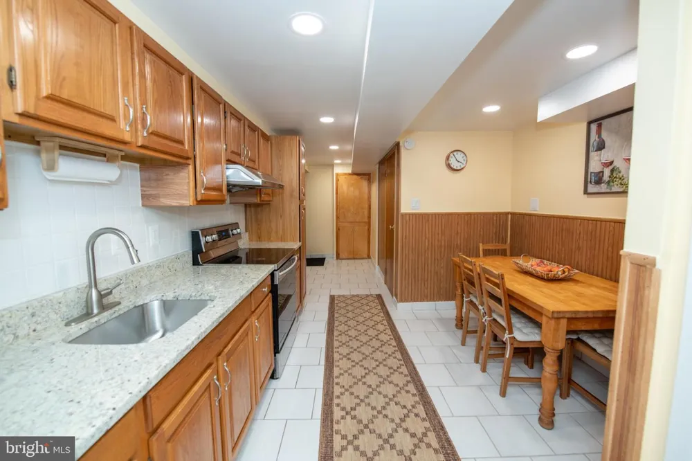 7705 DORCAS STREET Philadelphia, PA 19111